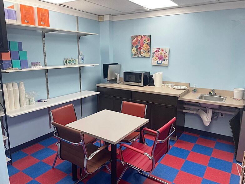 More Photos Of 3859-3871 Plaza Dr, Fairfax Office For Sale