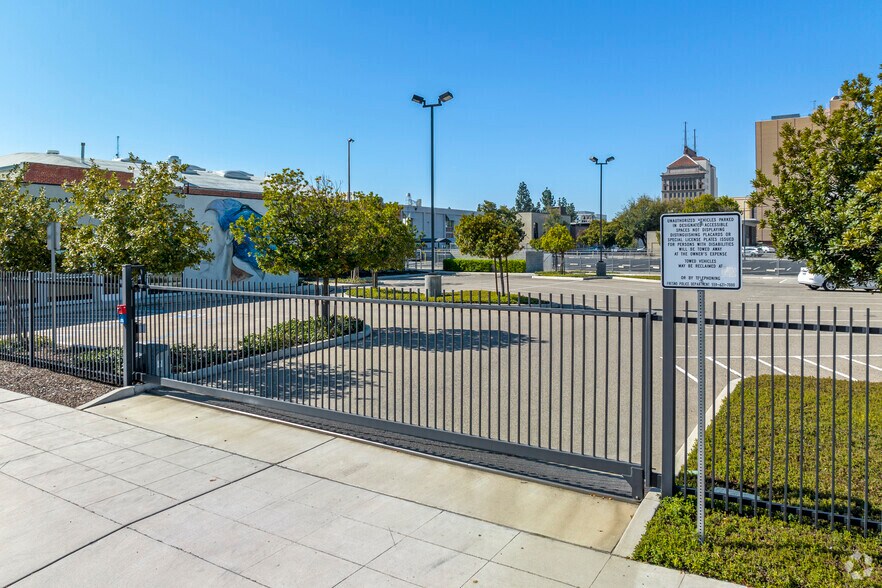 More Photos Of 1419 M St, Fresno Loft Creative Space For Lease
