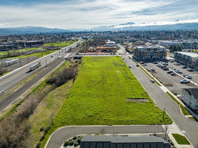 More Photos Of 0 Boulder Ridge St, Central Point Land For Sale