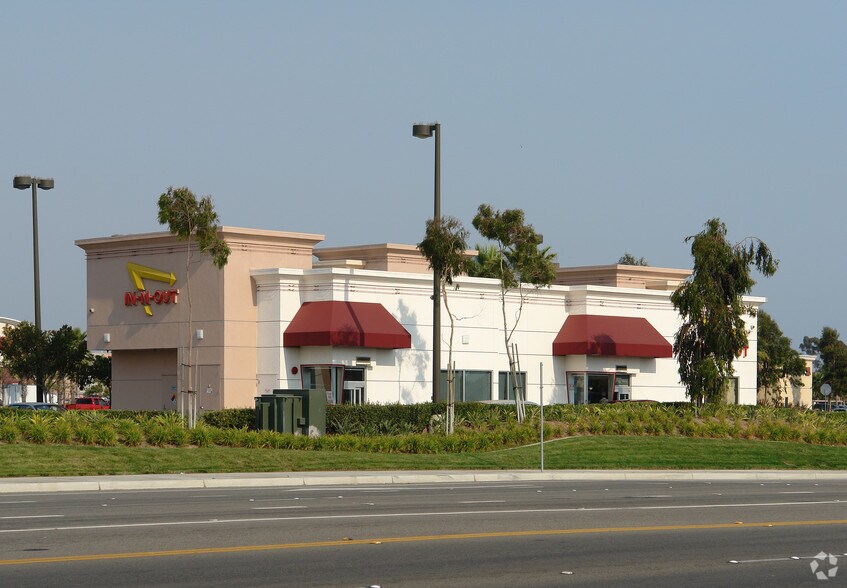More Photos Of 151-371 W Esplanade Dr, Oxnard Unknown For Lease