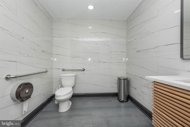 More Photos Of 8330 Pulaski Hwy, Rosedale Office Residential For Lease