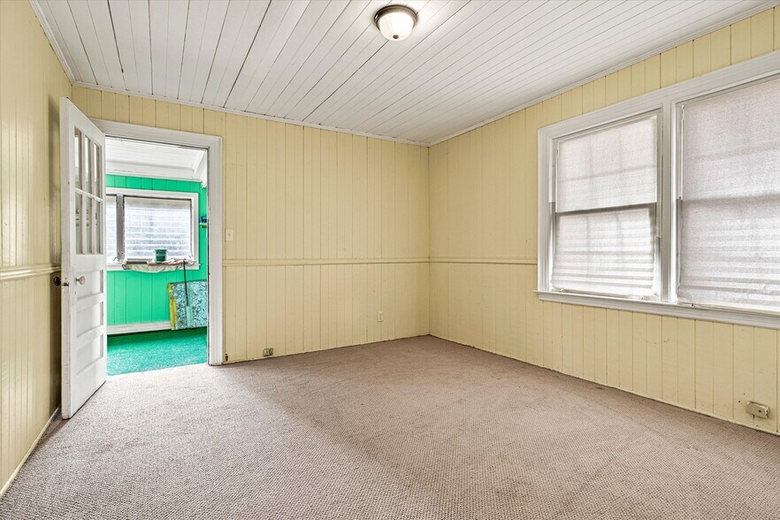 More Photos Of 1190 S NC 16 Business Hwy, Stanley Flex For Sale