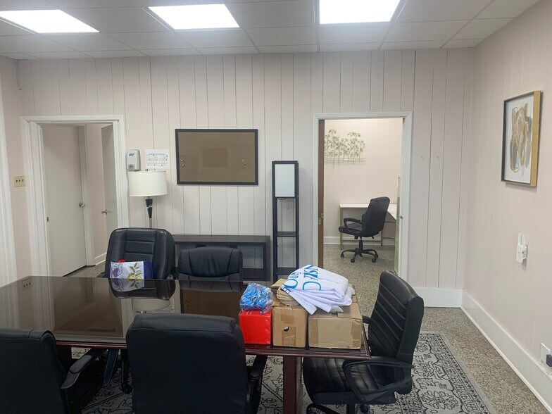 More Photos Of 661 Madison Ave, Memphis Medical For Sale