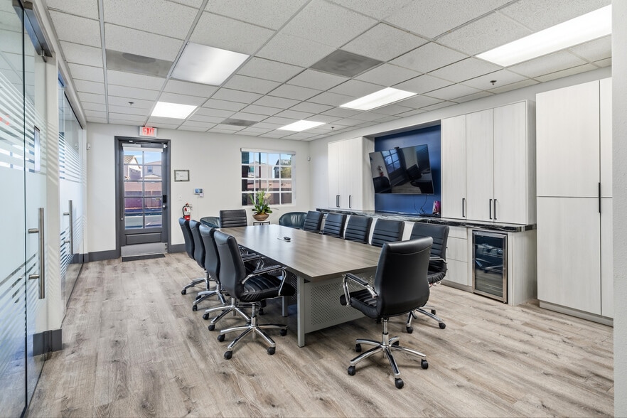 More Photos Of 3087 E Warm Springs Rd, Las Vegas Office For Sale