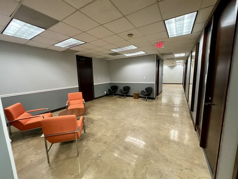 More Photos Of 13154 Coit Rd, Dallas Office For Lease