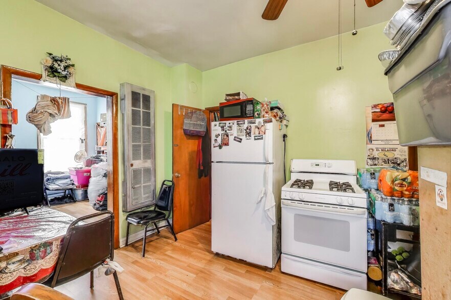 More Photos Of 2916 W 25th Pl, Chicago Multifamily For Sale