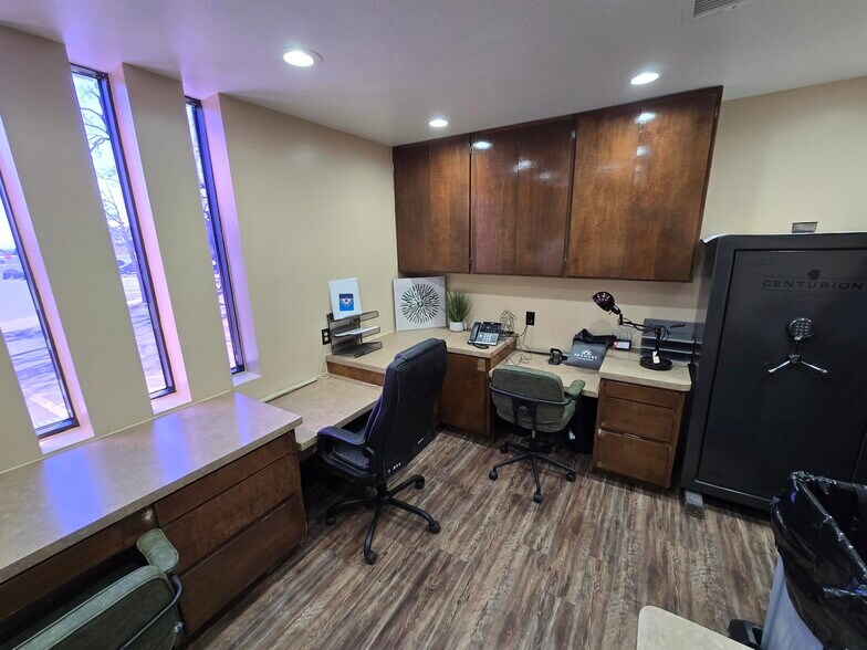 More Photos Of 1201 E Schuster Ave, El Paso Medical For Lease