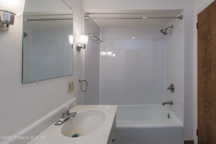 More Photos Of 310 E Main St, Nanticoke Apartments For Sale