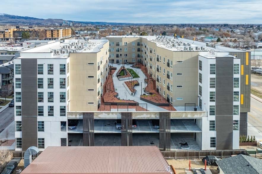 More Photos Of 4220 Adams St, Garden City Apartments For Lease