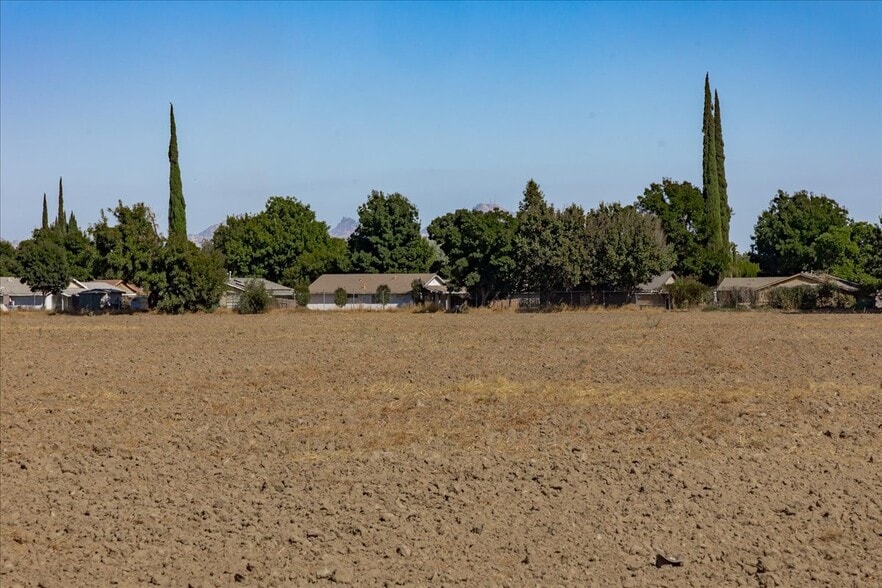More Photos Of 1425 5th St, Colusa Land For Sale