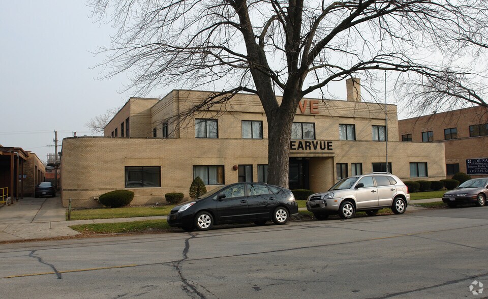 More Photos Of 6465 N Avondale Ave, Chicago Manufacturing For Sale