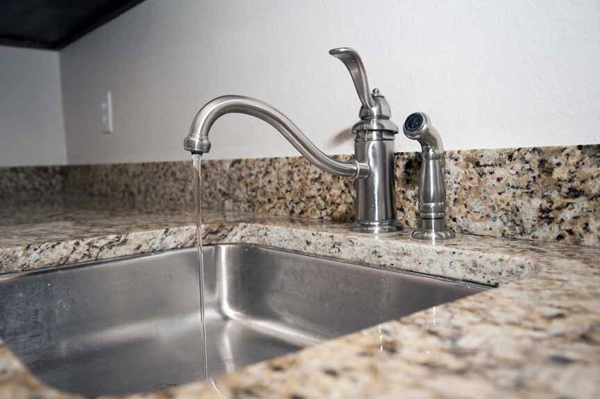 More Photos Of 749 E Gateway St, Abilene Office For Lease