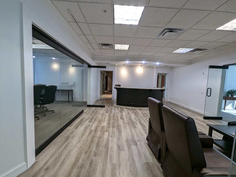 More Photos Of 574-584 S State St, Orem Office For Sale