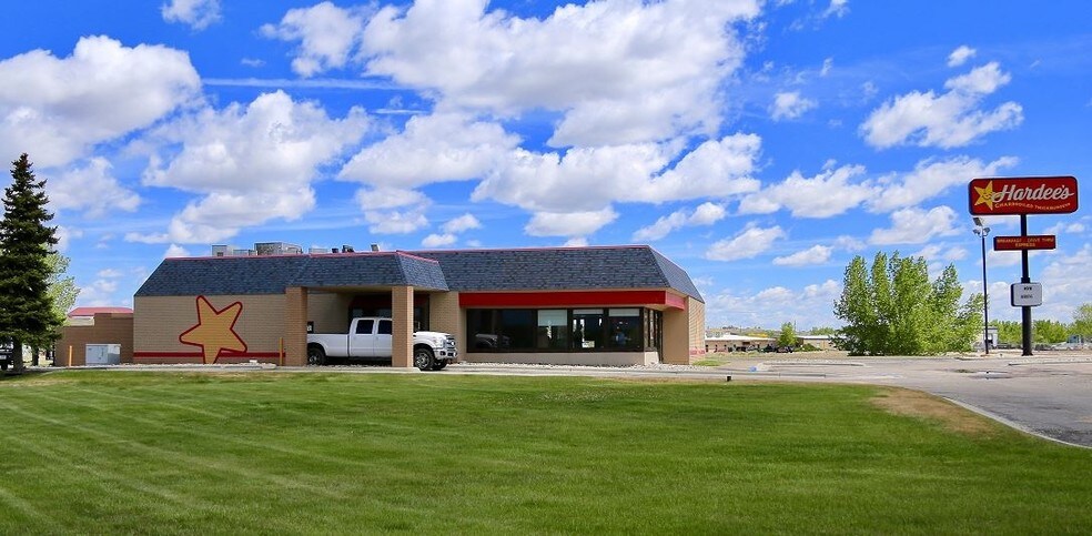 More Photos Of 900 Pronghorn St, Casper Restaurant For Sale