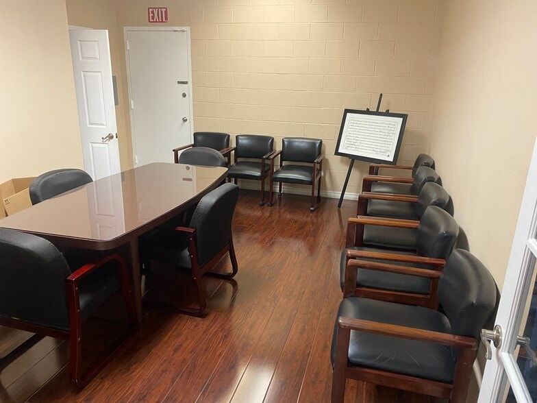 More Photos Of 620-648 S Barranca Ave, Covina Office For Lease