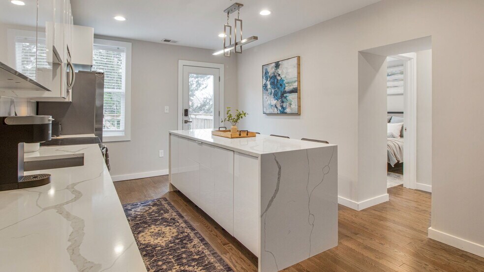 More Photos Of 1414-1416 Pennsylvania Ave SE, Washington Apartments For Sale