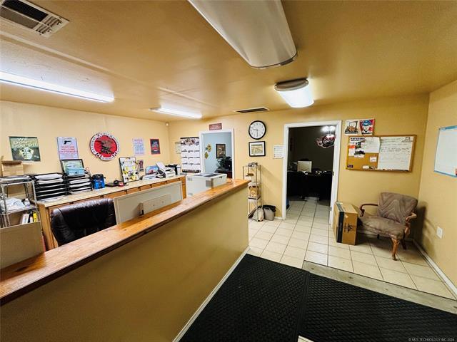 More Photos Of 2700 S 32nd St, Muskogee Industrial For Sale