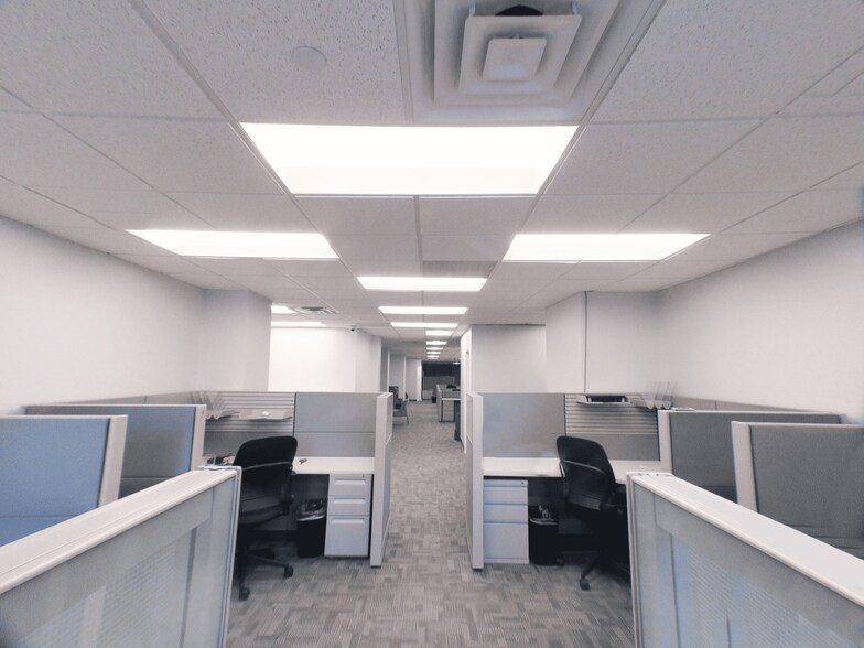 More Photos Of 105 W Madison St, Chicago Office Residential For Lease