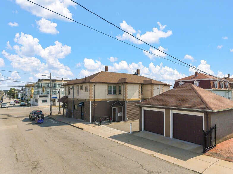 More Photos Of 491 Brayton Ave, Fall River Apartments For Sale