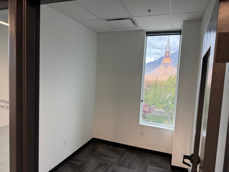More Photos Of 140 S Main St, Lindon Medical For Lease