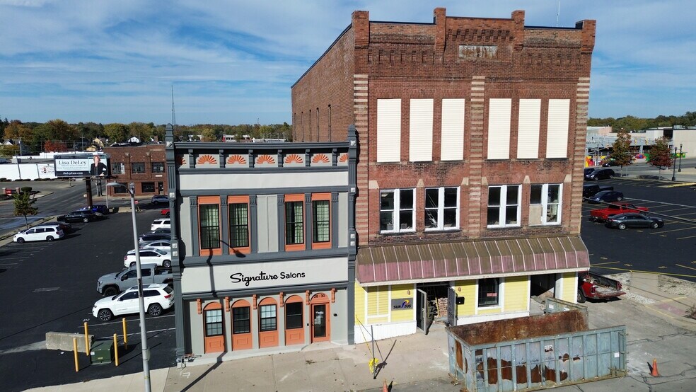 Primary Photo Of 28 W 9th St, Anderson General Retail For Sale