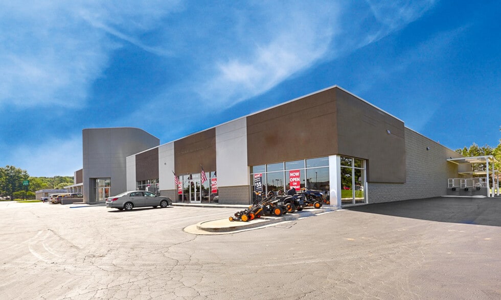 Primary Photo Of 4301-4321 University Dr, Huntsville Storefront For Lease