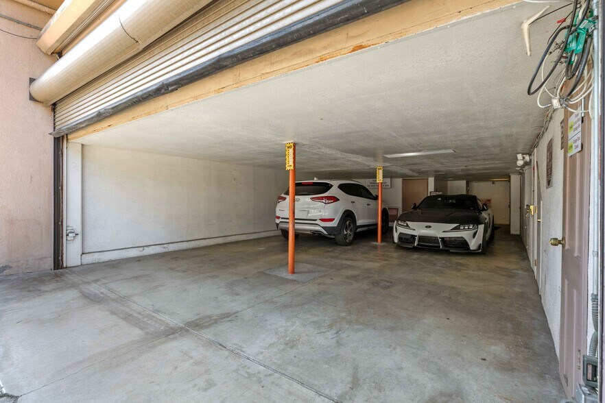 More Photos Of 11490 Burbank Blvd, North Hollywood Loft Creative Space For Sale