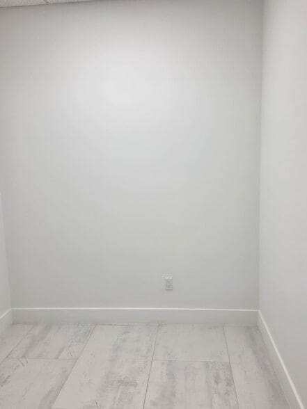 More Photos Of 1010-1020 W Oak St, Kissimmee Medical For Lease