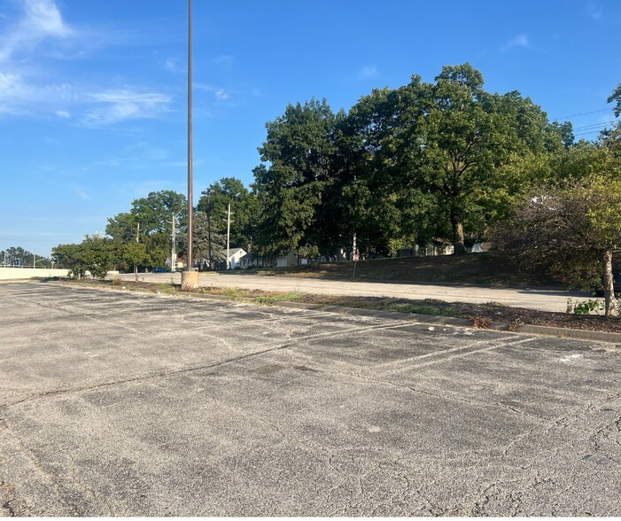 More Photos Of 4240 Blue Ridge Blvd, Kansas City Land For Sale