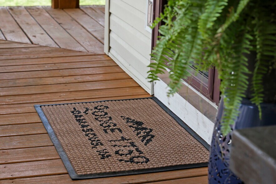 More Photos Of 100 S Railroad Ave, Damascus Apartments For Sale