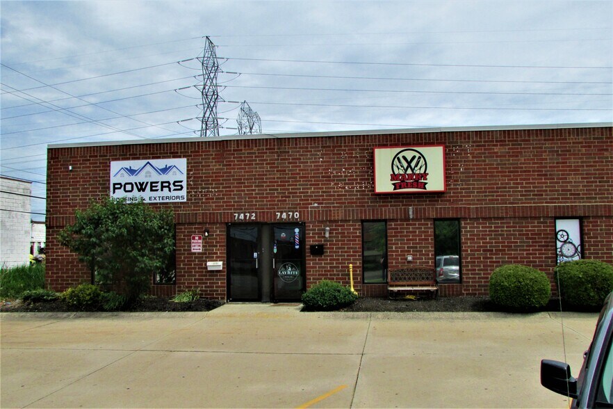 More Photos Of 7464-7472 Tyler Blvd, Mentor Flex For Lease