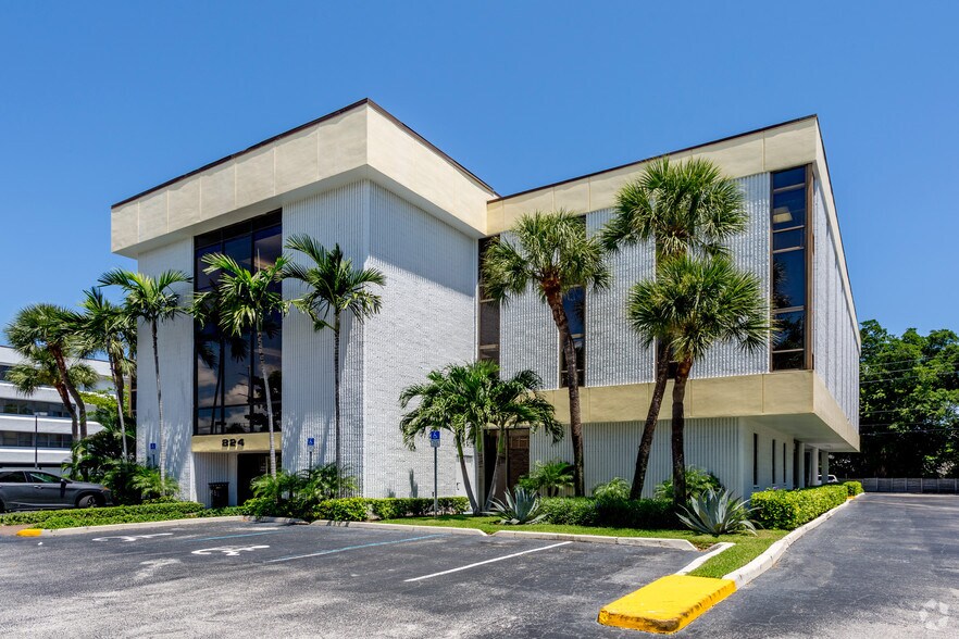 More Photos Of 824 US Highway 1, North Palm Beach Office For Lease