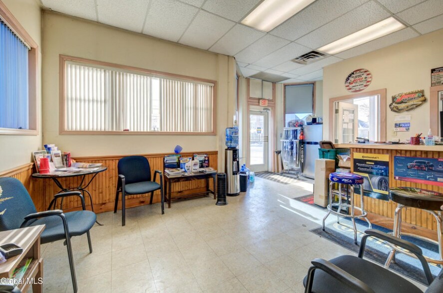 More Photos Of 46 W Grand St, Palatine Bridge Freestanding For Sale