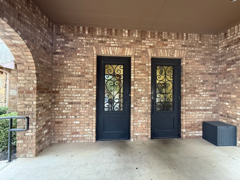 More Photos Of 915 Trophy Club Dr, Trophy Club Specialty For Sale