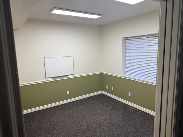 More Photos Of 38-50 Red Pine Dr, Alpine Office For Lease