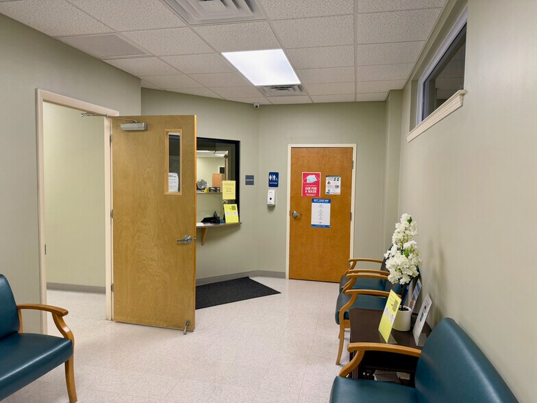 More Photos Of 514 Mary Esther Cut, Fort Walton Beach Office For Sale