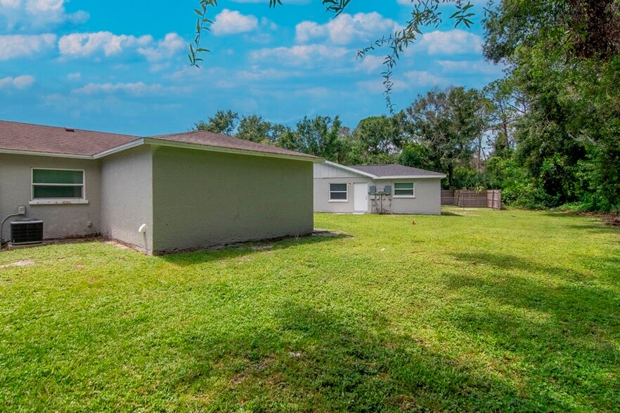 More Photos Of , Bradenton Multifamily For Sale