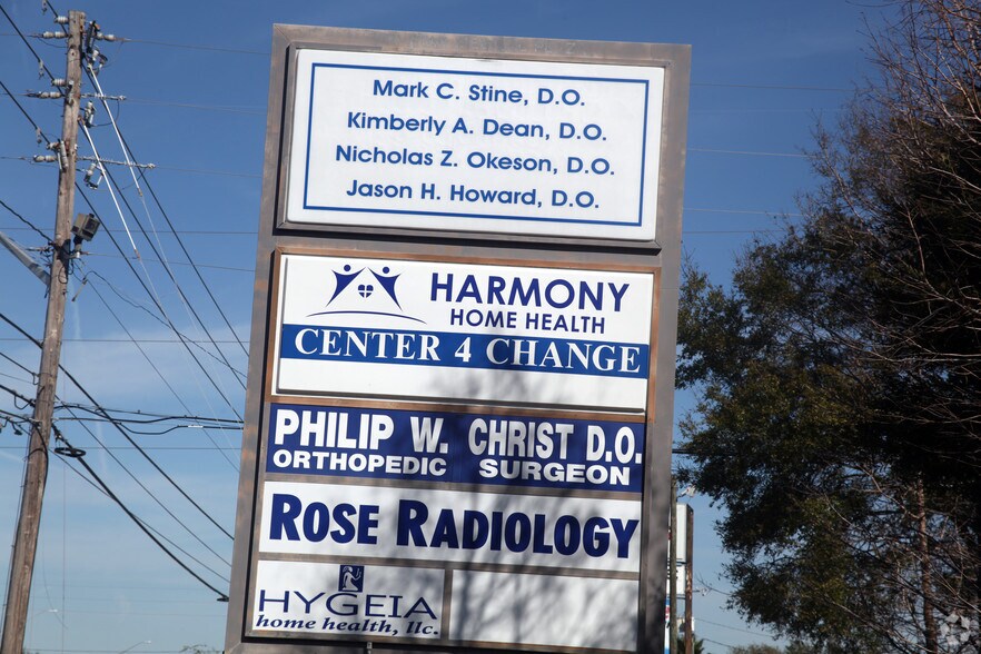 More Photos Of 13787 Belcher Rd, Largo Medical For Lease