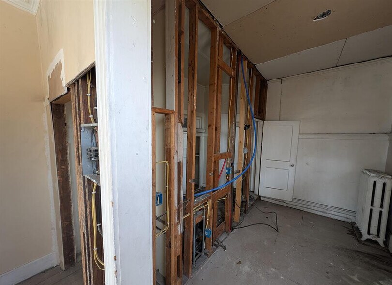 More Photos Of 601-609 NE Perry Ave, Peoria Apartments For Sale