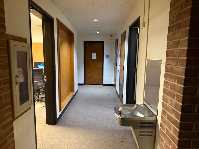 More Photos Of 286 Marshall Ave, Saint Paul Dormitory For Sale