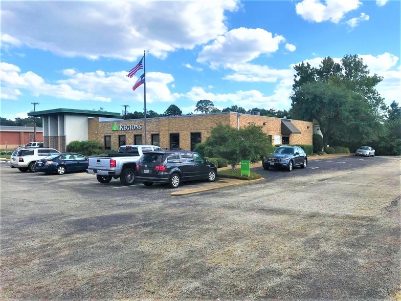Primary Photo Of 1000 W SW Loop 323, Tyler Office For Lease