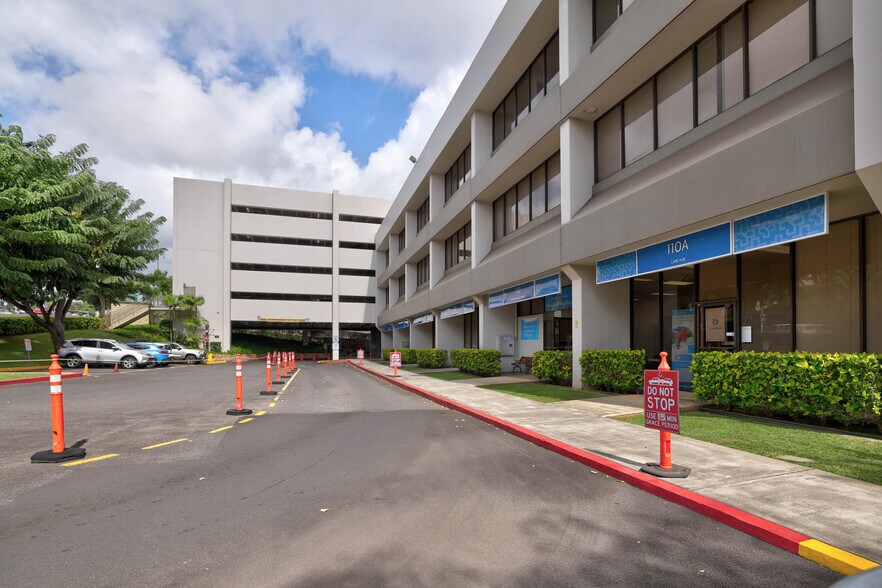 Primary Photo Of 98-1247 Kaahumanu St, Aiea Medical For Sale