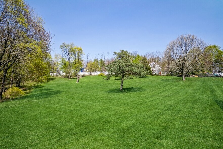 More Photos Of 127-133 Old Rt 9, Fishkill Apartments For Sale