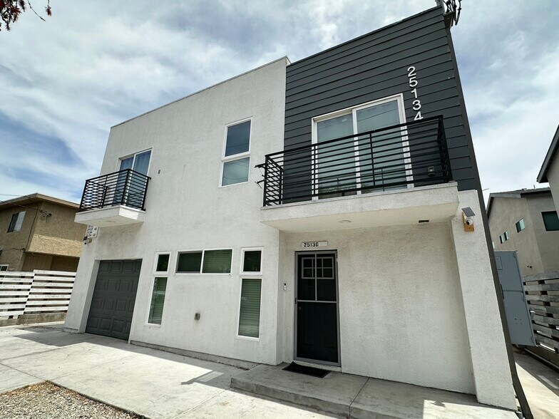 More Photos Of 25200 Frampton Ave, Harbor City Apartments For Sale