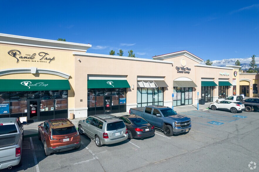 More Photos Of Oak Valley Pky, Beaumont Unknown For Lease