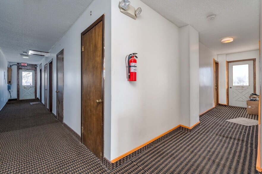 More Photos Of 10 1st Ave NW, Wells Multifamily For Sale
