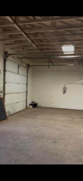 More Photos Of 3075 N Plaza Dr, Rapid City Distribution For Lease