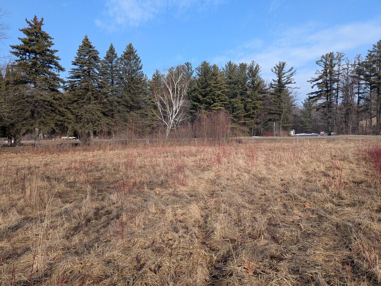 More Photos Of 2416 E Huron Rd, Au Gres Storefront Retail Office For Sale