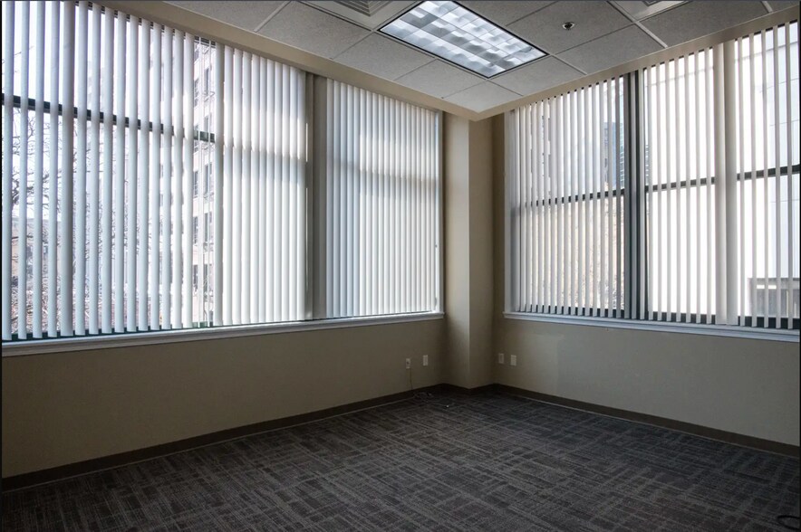 More Photos Of 125 S Kalamazoo Mall, Kalamazoo Office For Lease