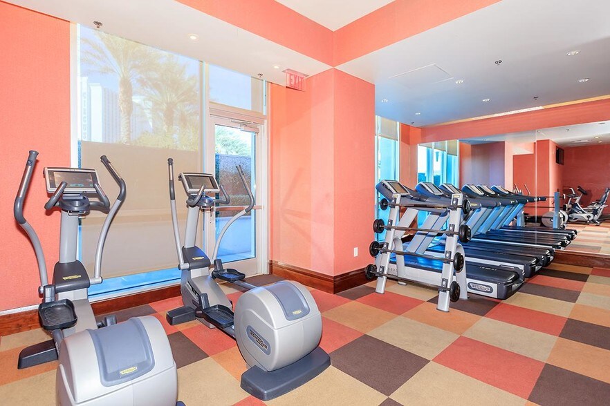 More Photos Of 2700 Las Vegas Blvd, Las Vegas Apartments For Sale